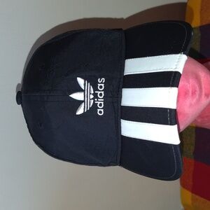 Adidas Embroidered Trefoil 3 Stripes Cap Blk White Adjustable Golf Gym Running